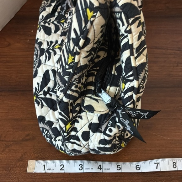 VERA BRADLEY Retired Fanfare Large Black White Gold Shoulder Bag Summer 2014 - Picture 14 of 15